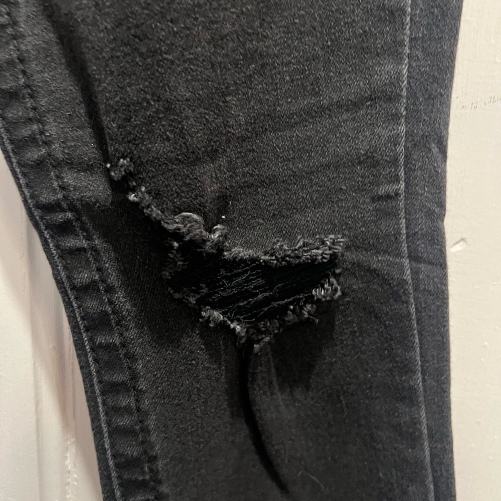 Seven7 Black Distressed Skinny Jeans